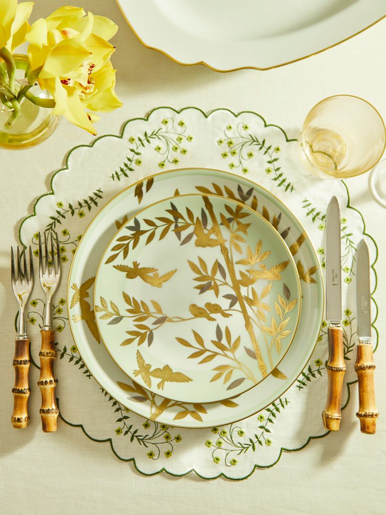 Envol Hand-Painted Porcelain Dinner Plate (10in/26cm)