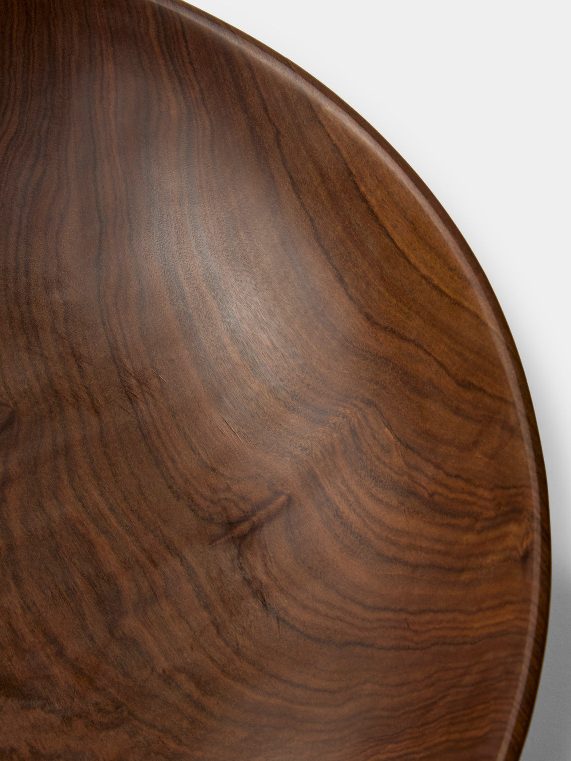 CasaLatina - Lara Full Moon Hand-Carved Salad Bowl - Brown - ABASK