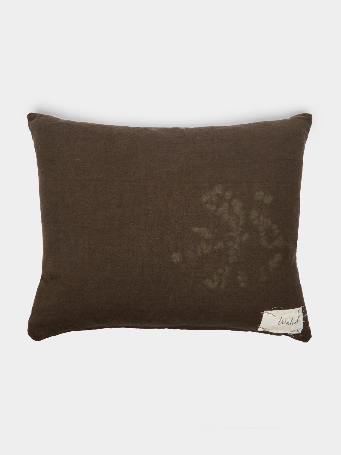By Walid - 18th-Century English Needlepoint Linen Cushion -  - ABASK