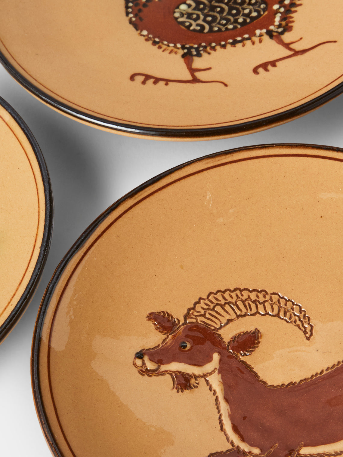 Poterie d’Évires - Animals Hand-Painted Ceramic Plates – 5.5in/14cm (Set of 4) - Cream - ABASK