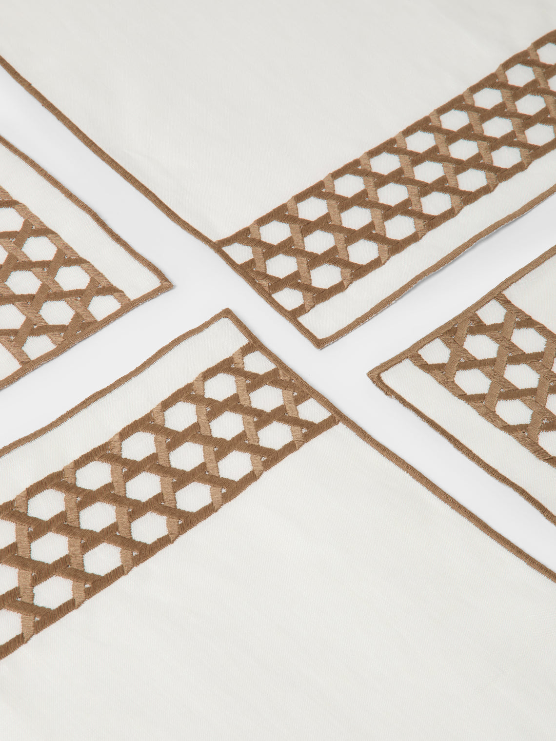 Borgo delle Tovaglie - Penelope Embroidered Linen Napkins (Set of 4) - White - ABASK