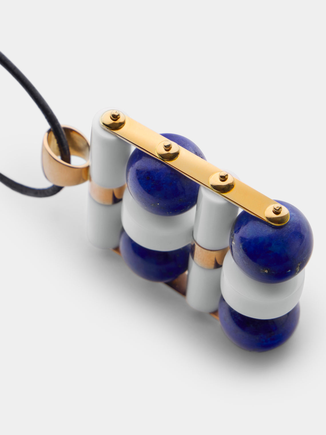 Mahnaz Collection - Vintage Giorgio Facchini 18-Karat Yellow Gold, Lapis Lazuli and White Agate Kinetic Pendant - Blue - ABASK