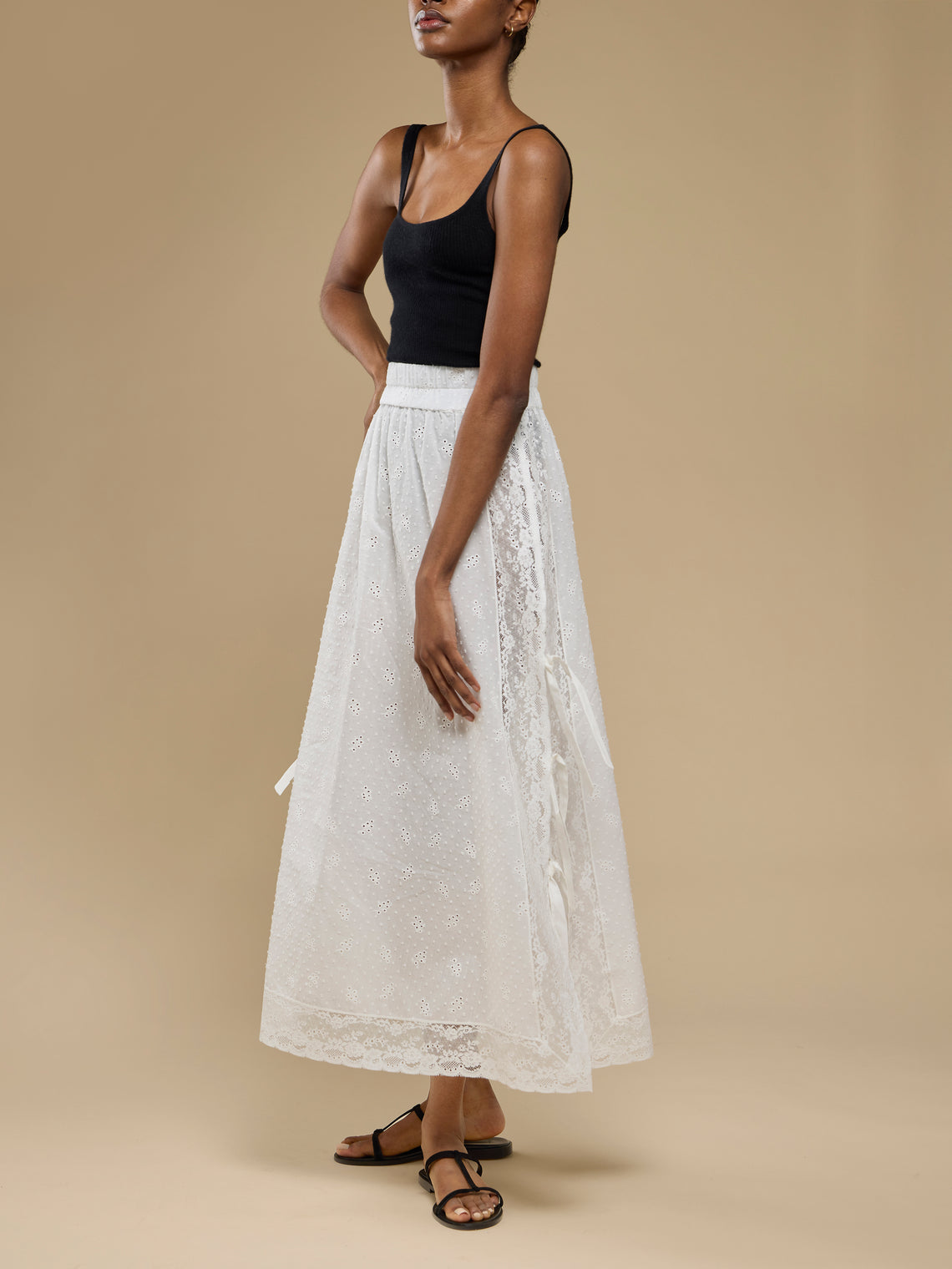 Loretta Caponi - Fiocchini Embroidered Cotton Long Skirt | Size: S - White - ABASK