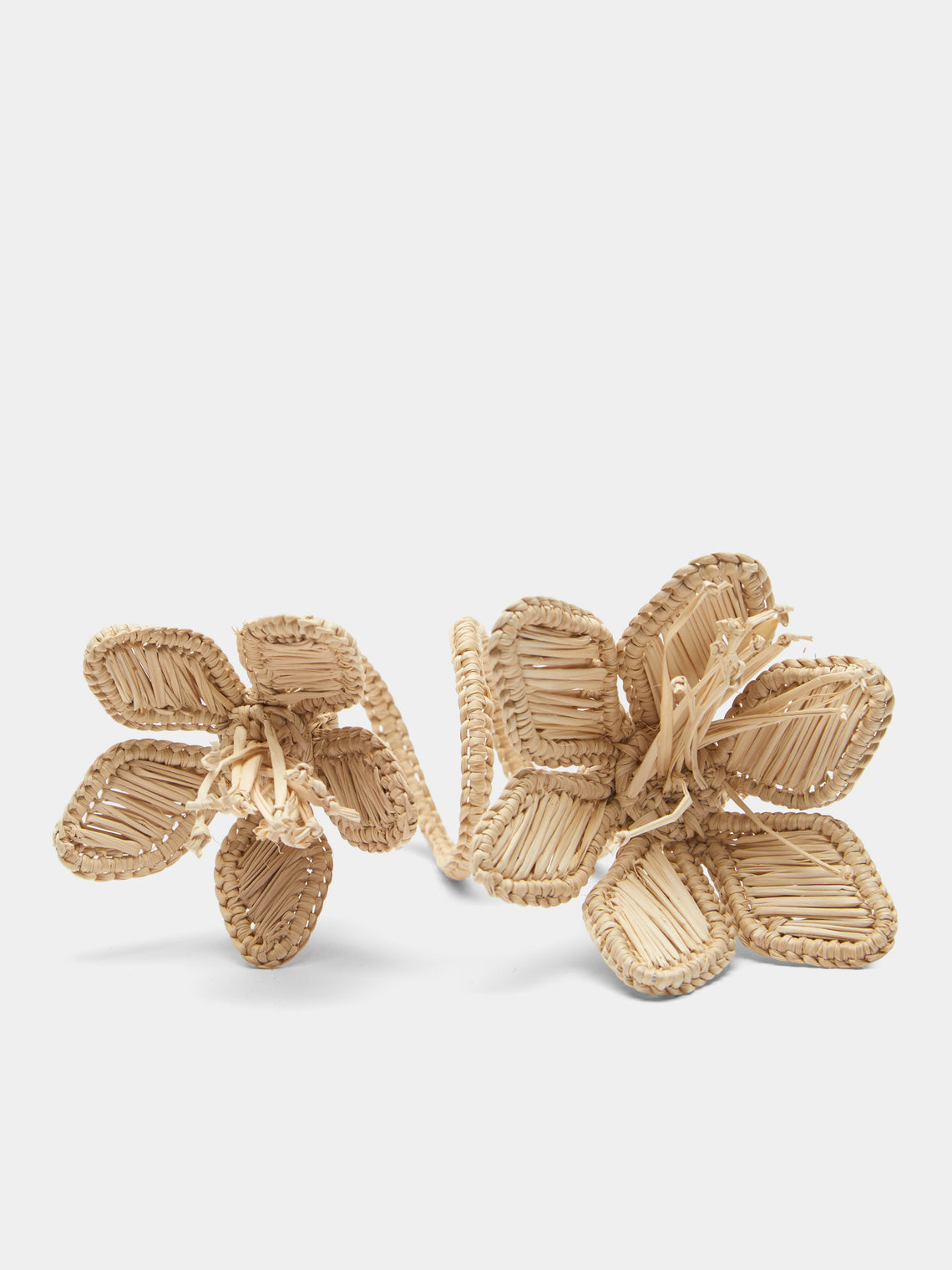 CasaLatina - Florencia Handwoven Werregue Palm Napkin Rings (Set of 4) - Natural - ABASK
