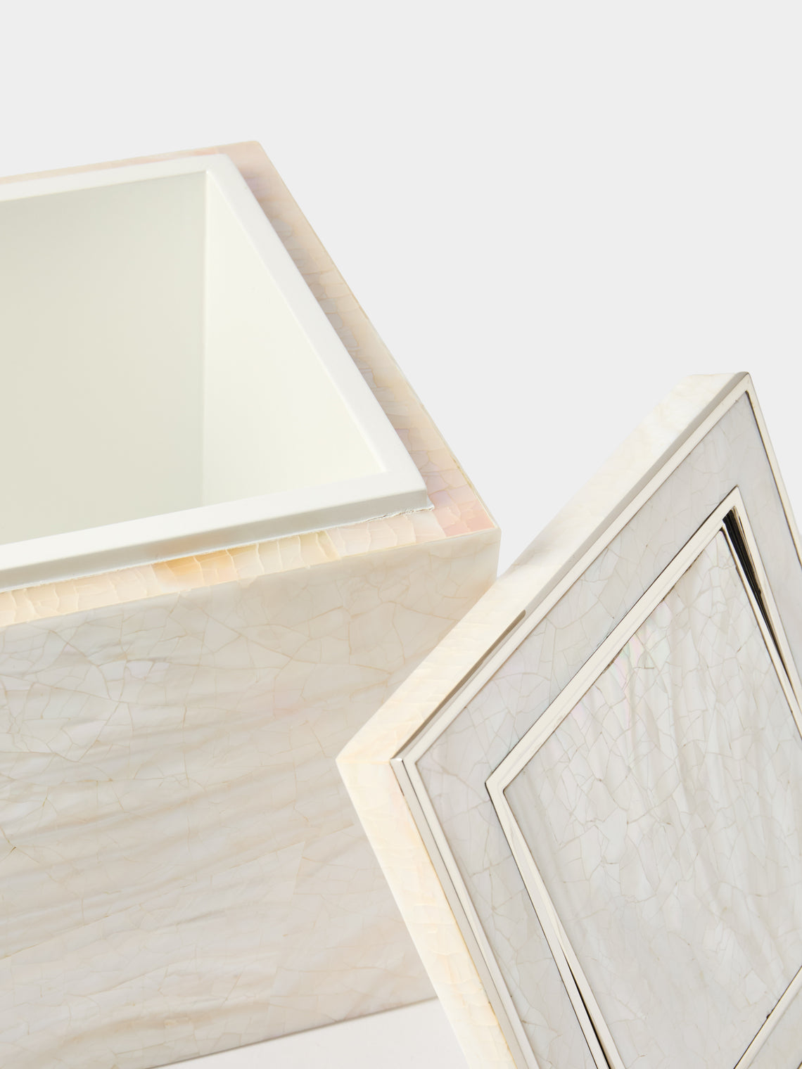 Objet Luxe - Sienna Mother-of-Pearl Vanity Bin - Ivory - ABASK