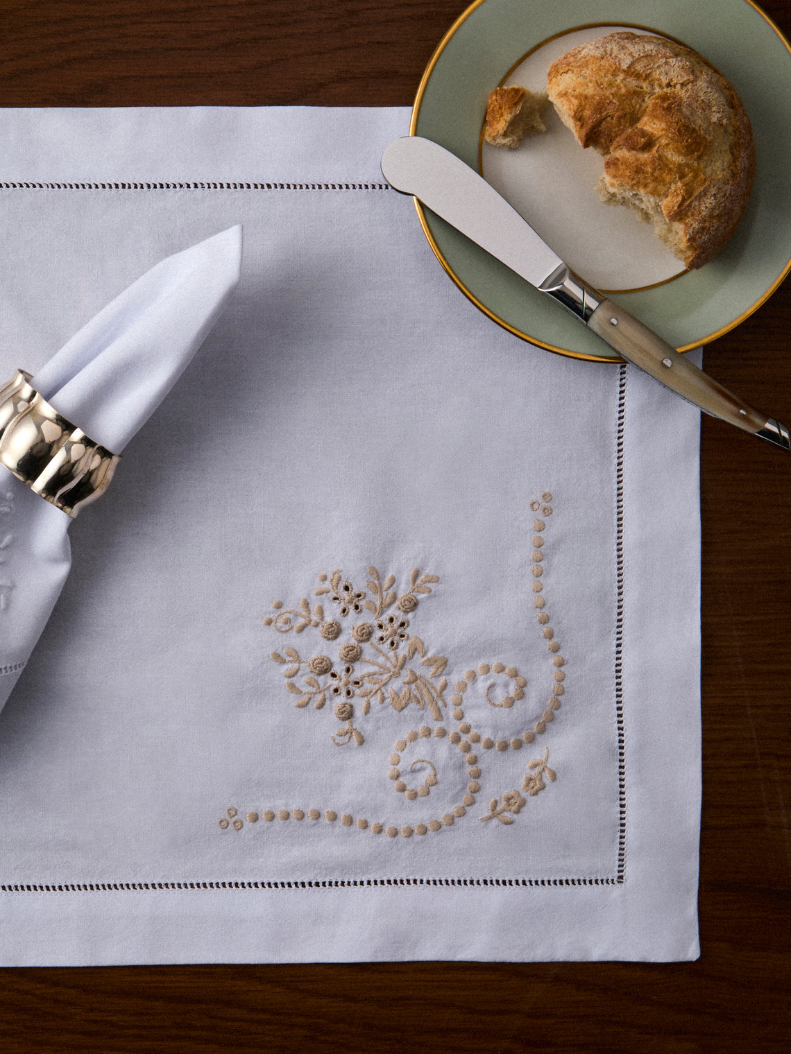 Rolande du Dreuilh Créations - Hand-Embroidered Cotton Placemats (Set of 4) - White - ABASK