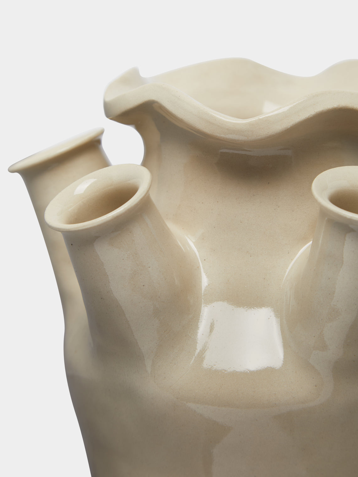Ali Hewson - Wavy Ceramic Small Tulipiere -  - ABASK