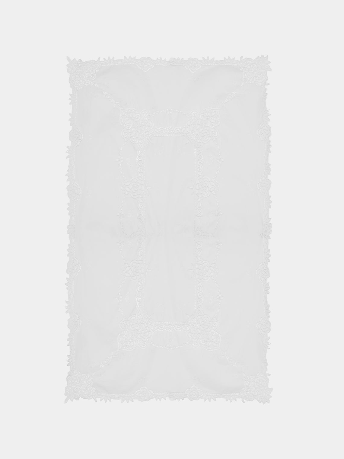 Rolande du Dreuilh Créations - Lacework Tablecloth with Napkins – 86.5in/2.2m (Set of 8) - White - ABASK