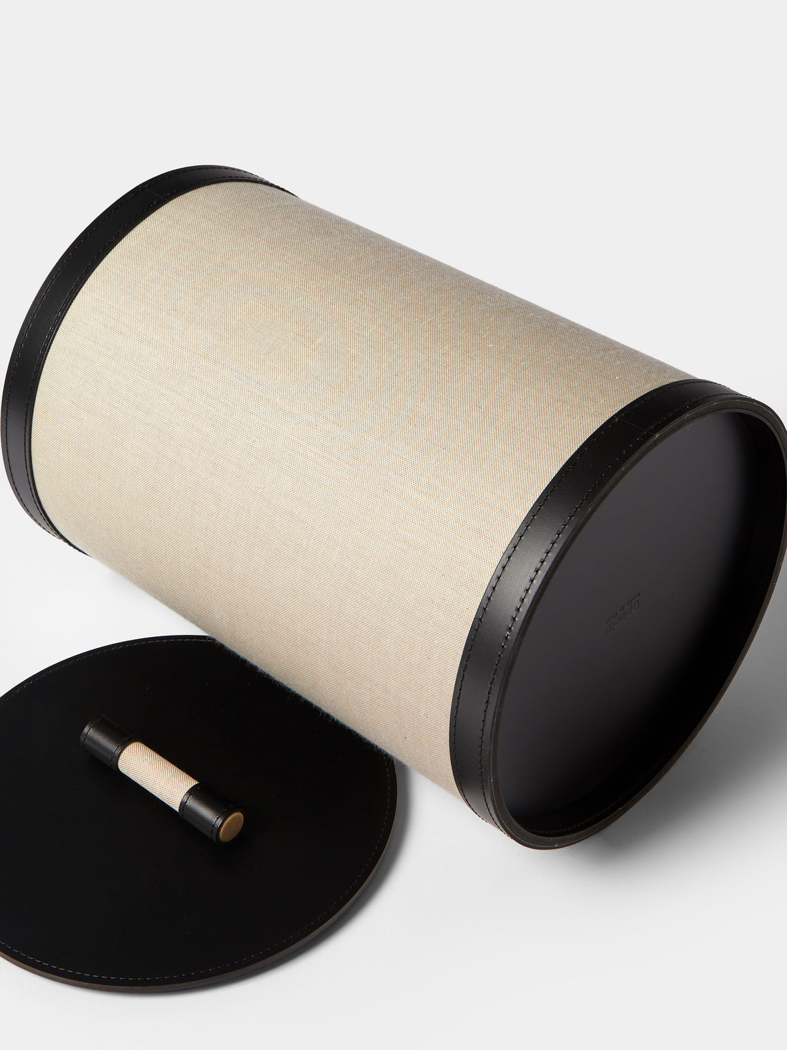 Pinetti - Penelope Leather Lidded Wastepaper Basket - Black - ABASK
