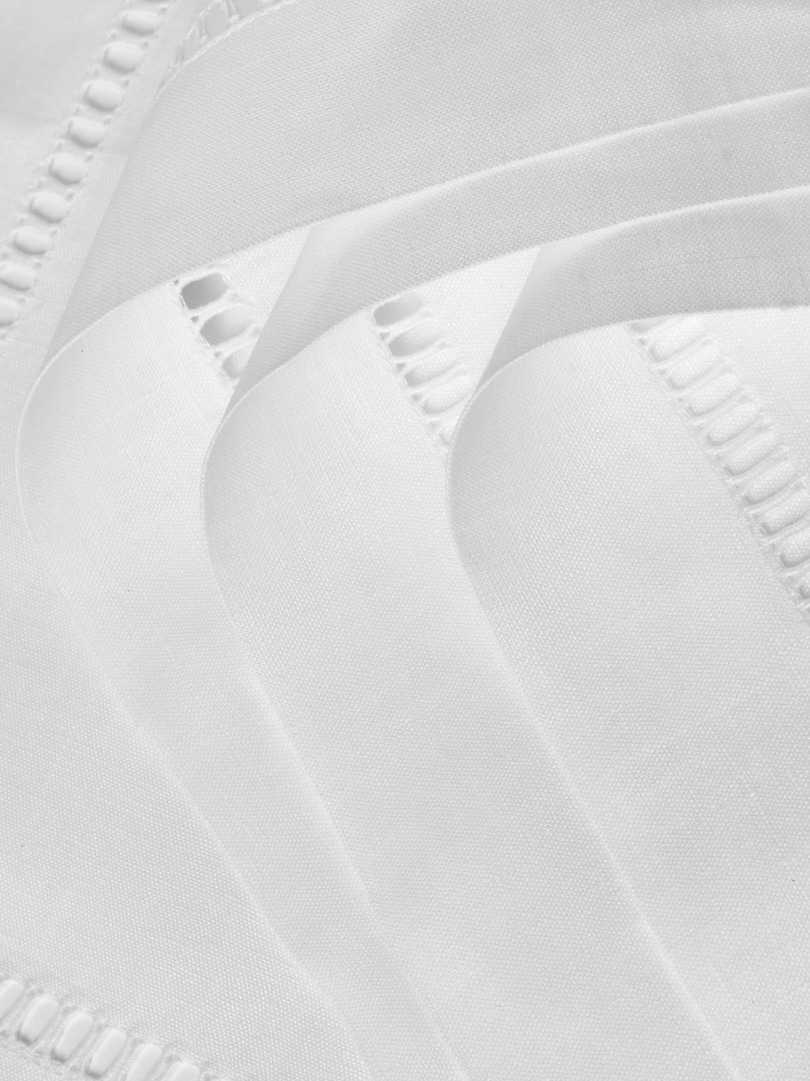 Los Encajeros - Tokyo Linen Napkins (Set of 4) - White - ABASK