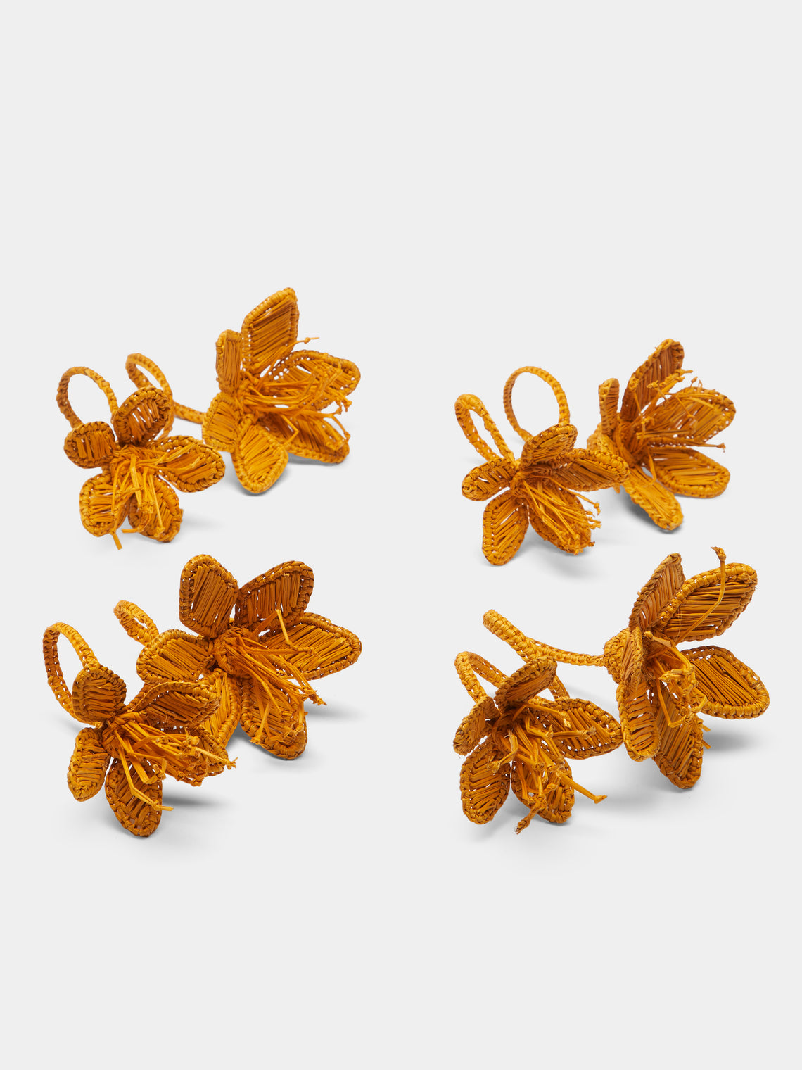 CasaLatina - Florencia Handwoven Werregue Palm Napkin Rings (Set of 4) - Orange - ABASK