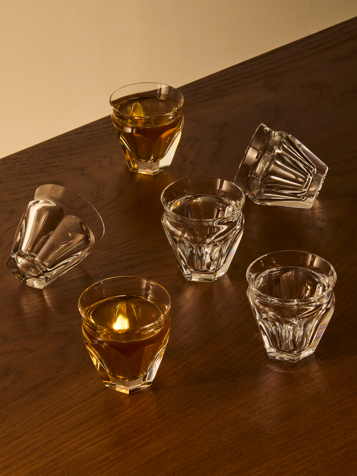 Antique and Vintage - 1970s Baccarat Crystal Liquer Glasses (Set of 6) - Clear - ABASK