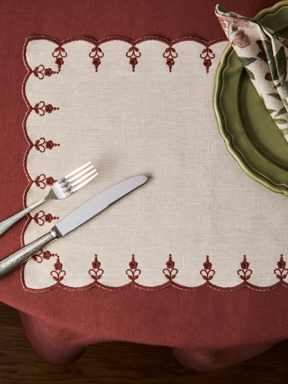 Borgo delle Tovaglie - Carlotta Embroiderd Linen Placemats (Set of 4) - Ivory - ABASK