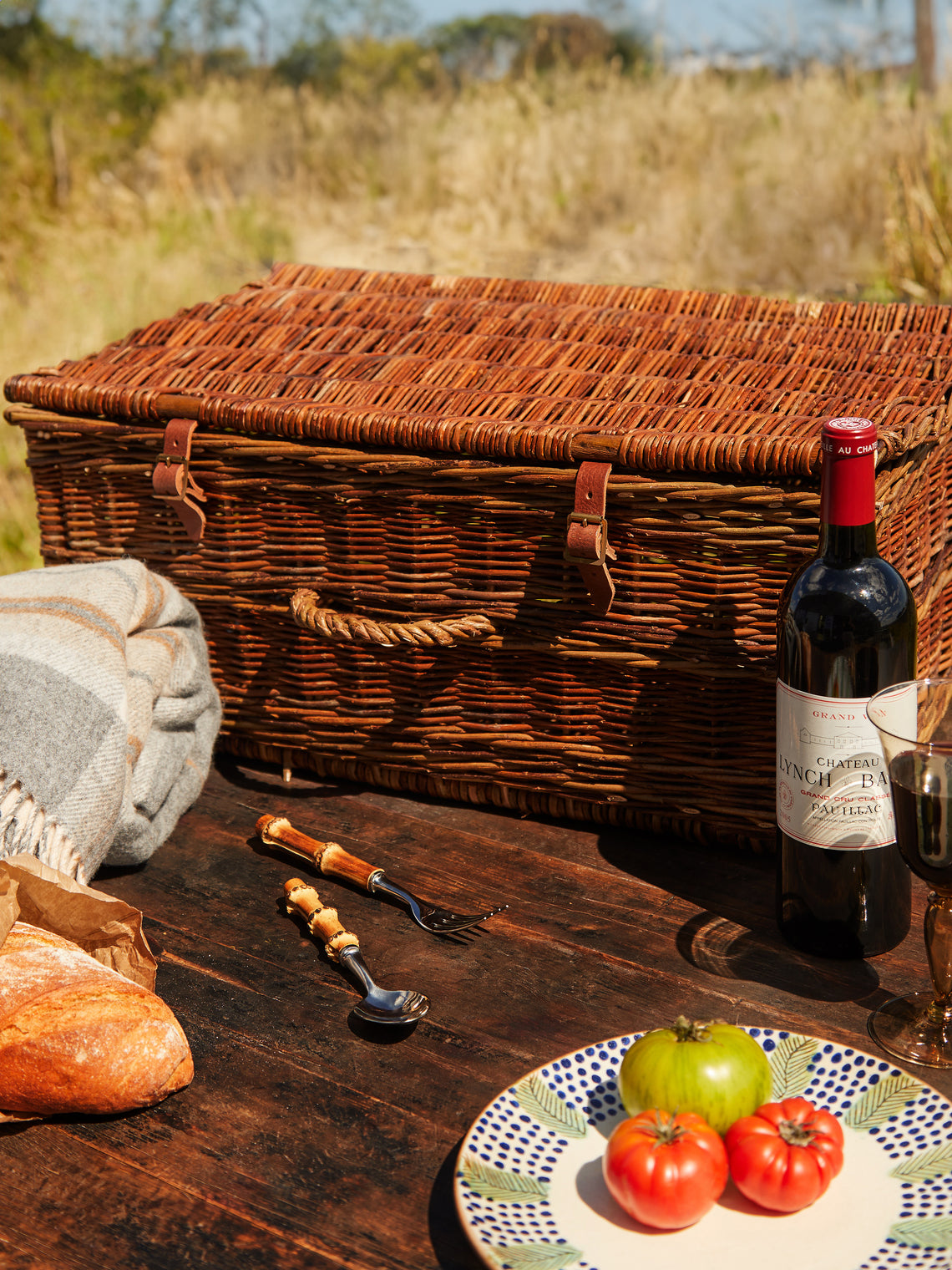 Sussex Willow Baskets - Handwoven Willow Picnic Basket -  - ABASK