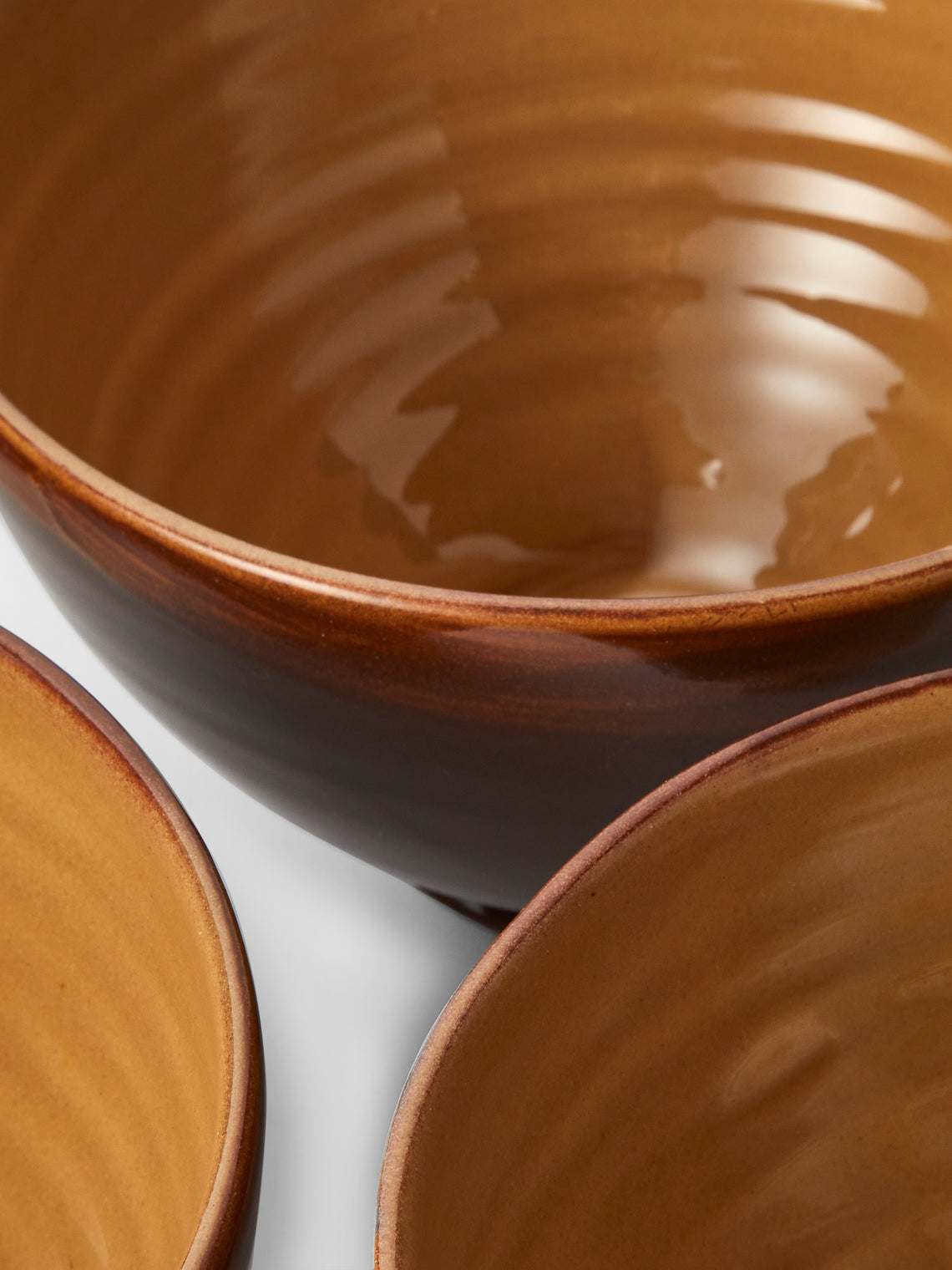 Poterie d’Évires - Birds Hand-Painted Ceramic Grand Bowls (Set of 4) - Light Brown - ABASK
