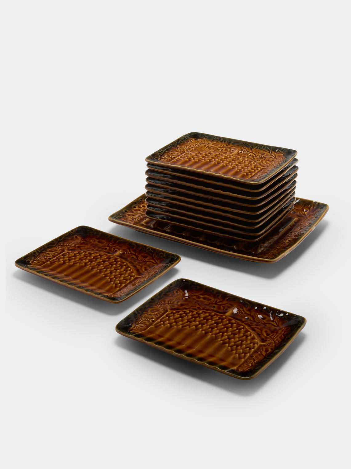 Antique and Vintage - Mid-Century Majolica Ceramic Asparagus Plates (Set of 3) - Brown - ABASK
