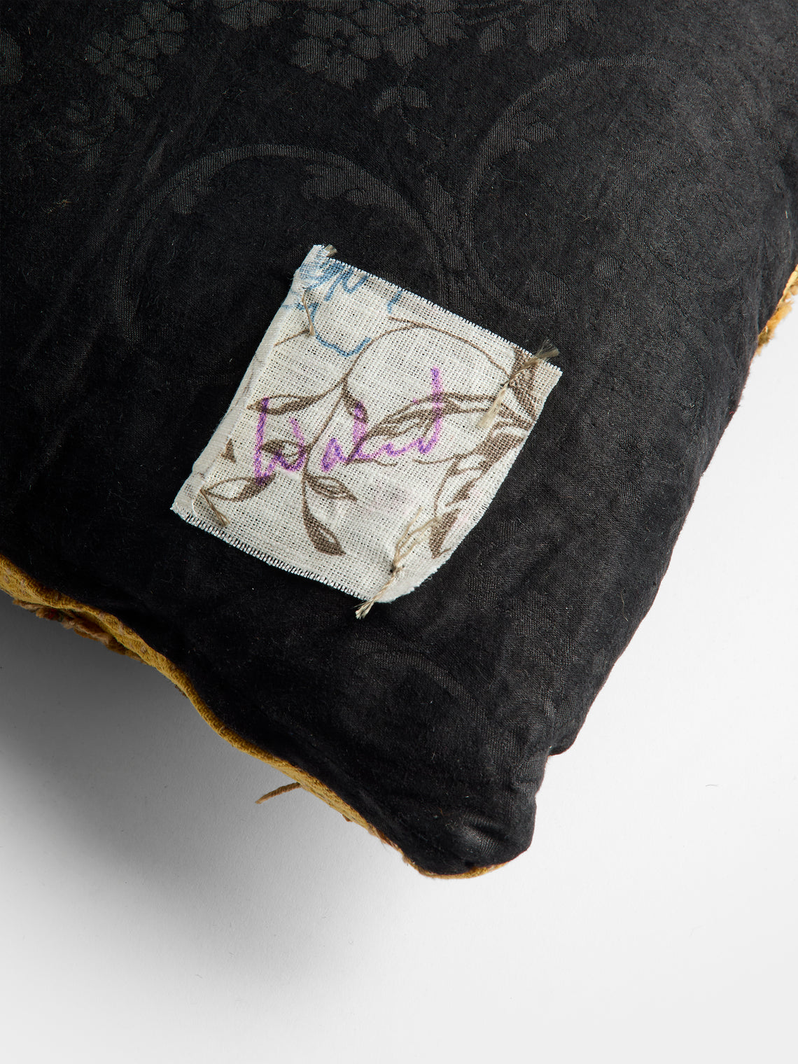 By Walid - 19th-Century Napoleon III Aubosson Tapestry Damask Cushion (21.5in/55cm) - Multiple - ABASK