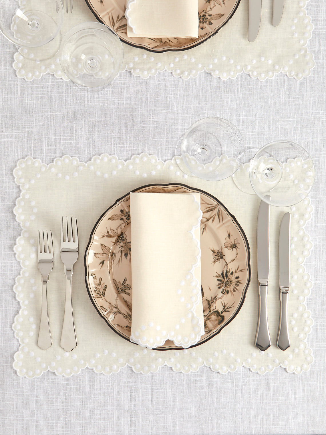 Los Encajeros - Bodoques Embroidered Linen Placemats (Set of 4) - Ivory - ABASK