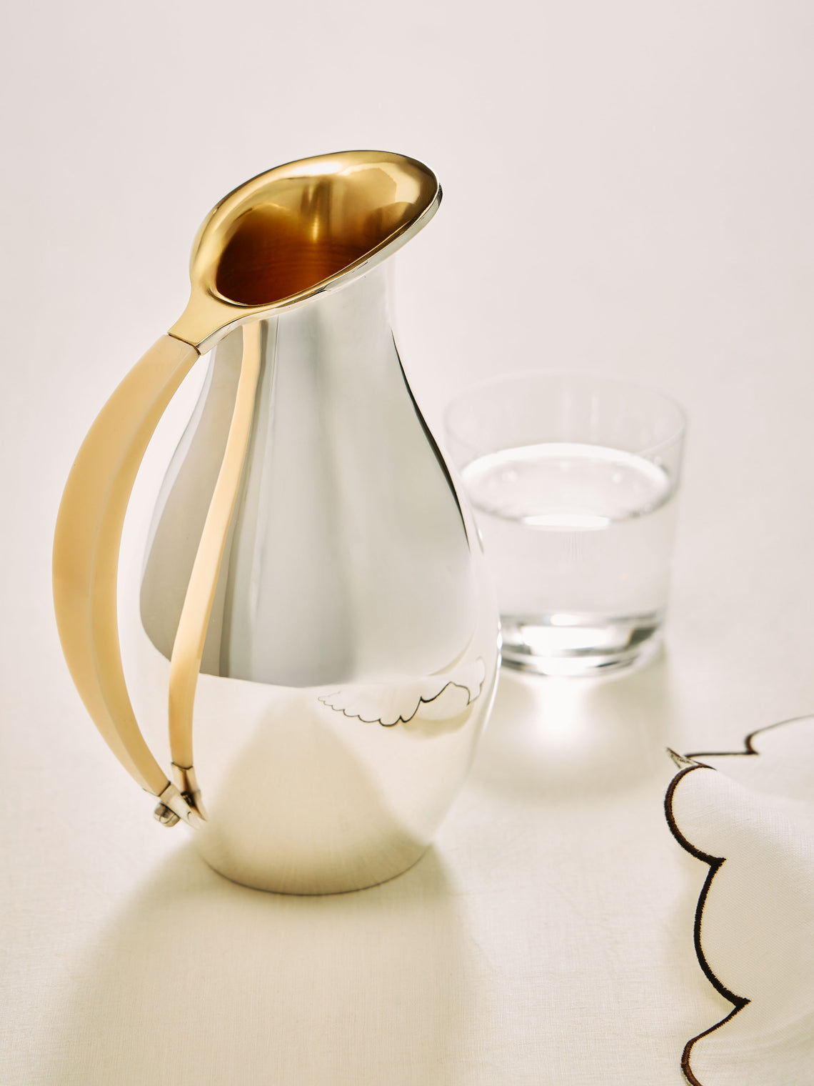 Jarosinski & Vaugoin - Sterling Silver Jug with Resin Handle -  - ABASK