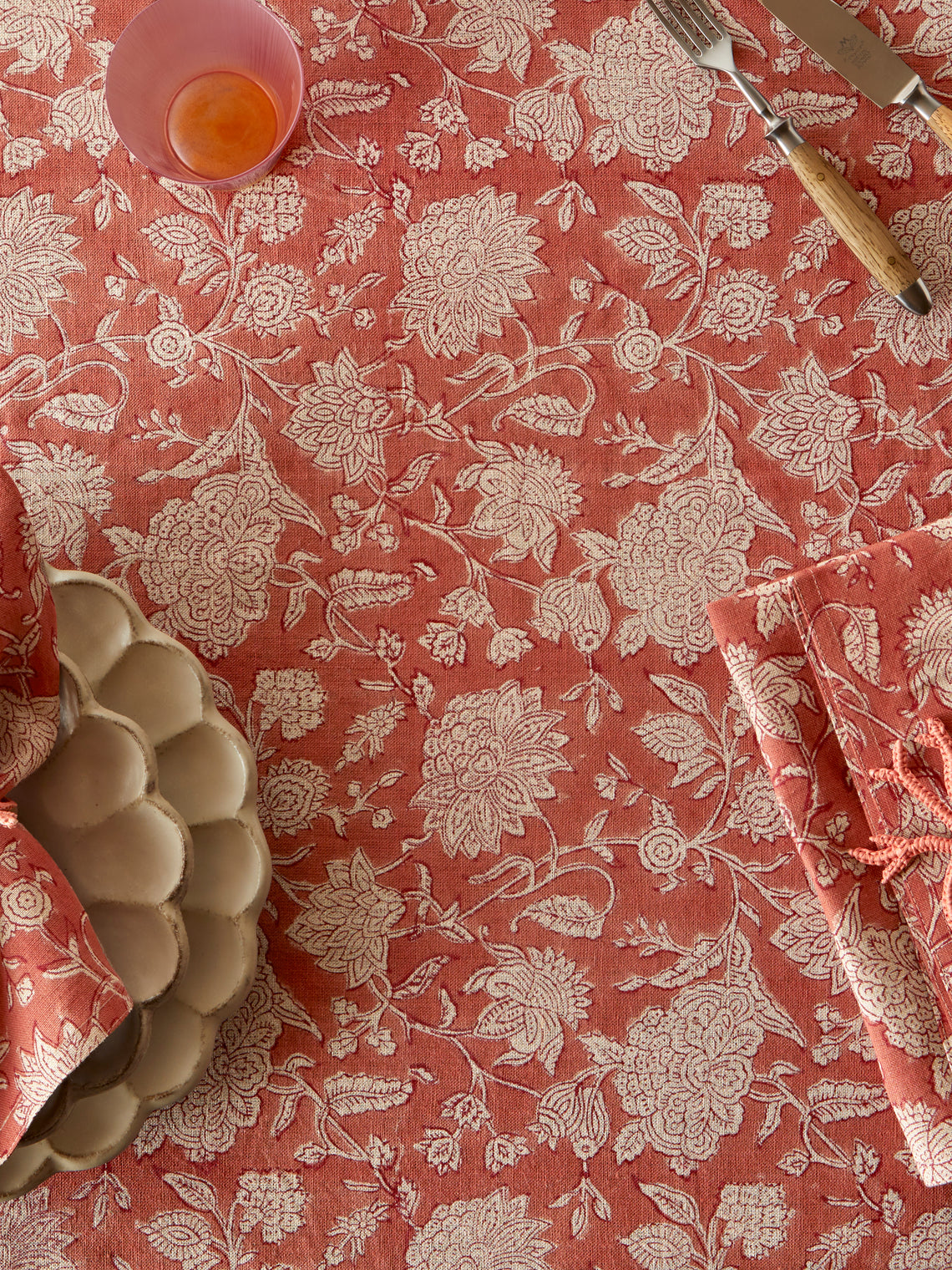 Chamois - Parrot Block-Printed Linen Round Tablecloth (86.5in/2.2m) - Red - ABASK