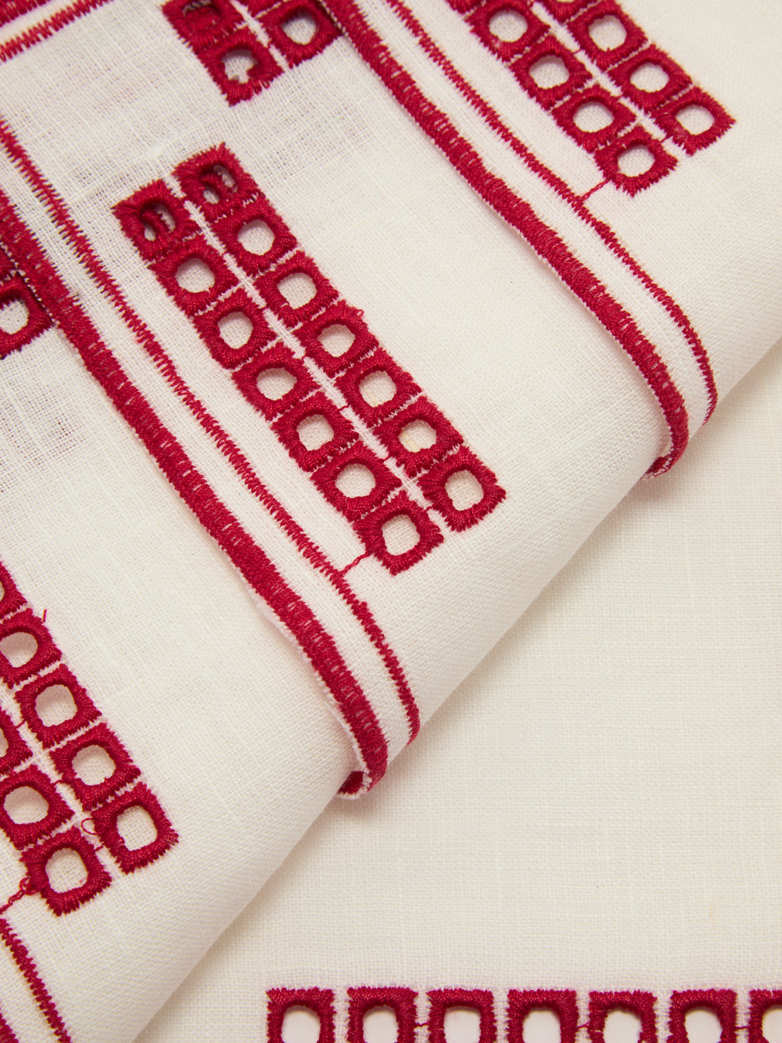 Borgo delle Tovaglie - Erica Embroidered Linen Cocktail Napkins (Set of 12) - Red - ABASK