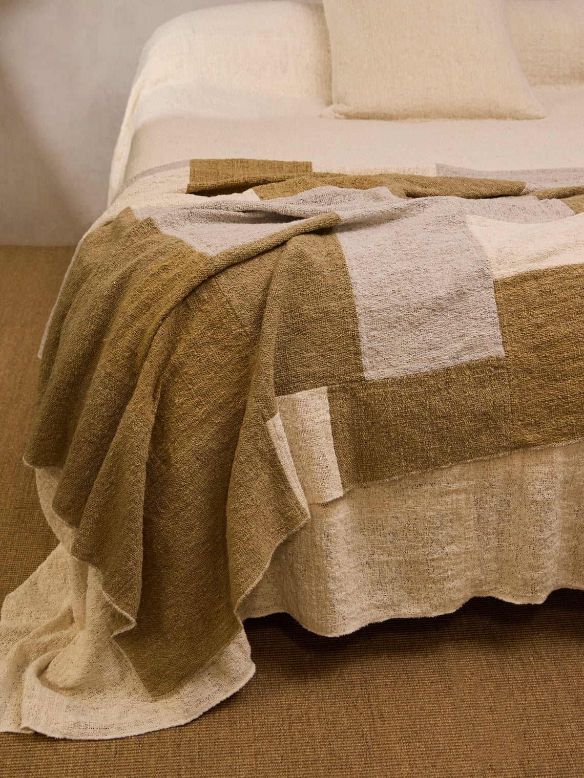 Valentina Hoyos - Hand-Dyed Patchwork Cotton Bed Blanket (106in/2.7m) - Multiple - ABASK