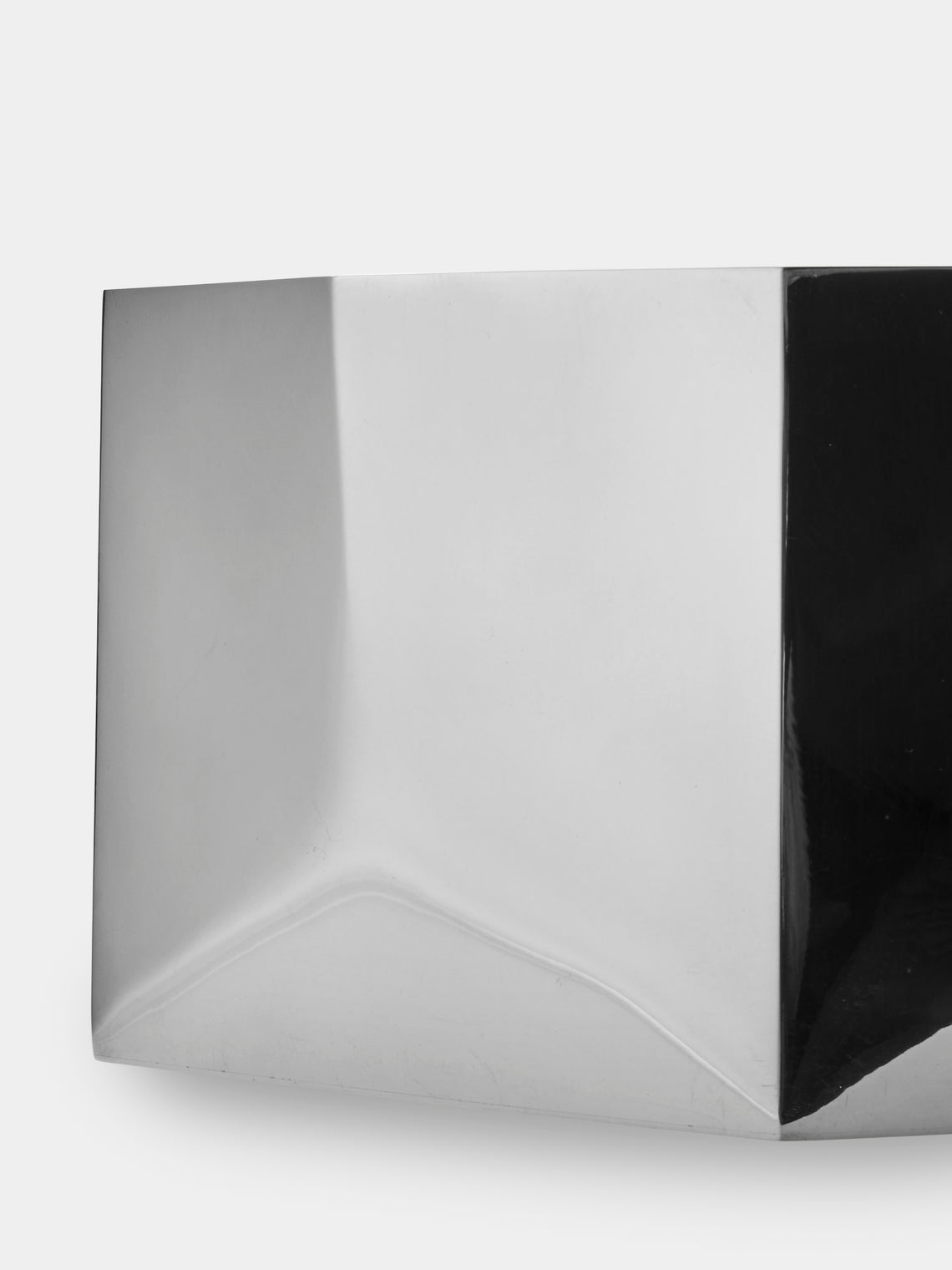 San Lorenzo - 1971 Afra and Tobia Scarpa Polygonal Sterling Silver Vase (9in/23.5cm) - Silver - ABASK