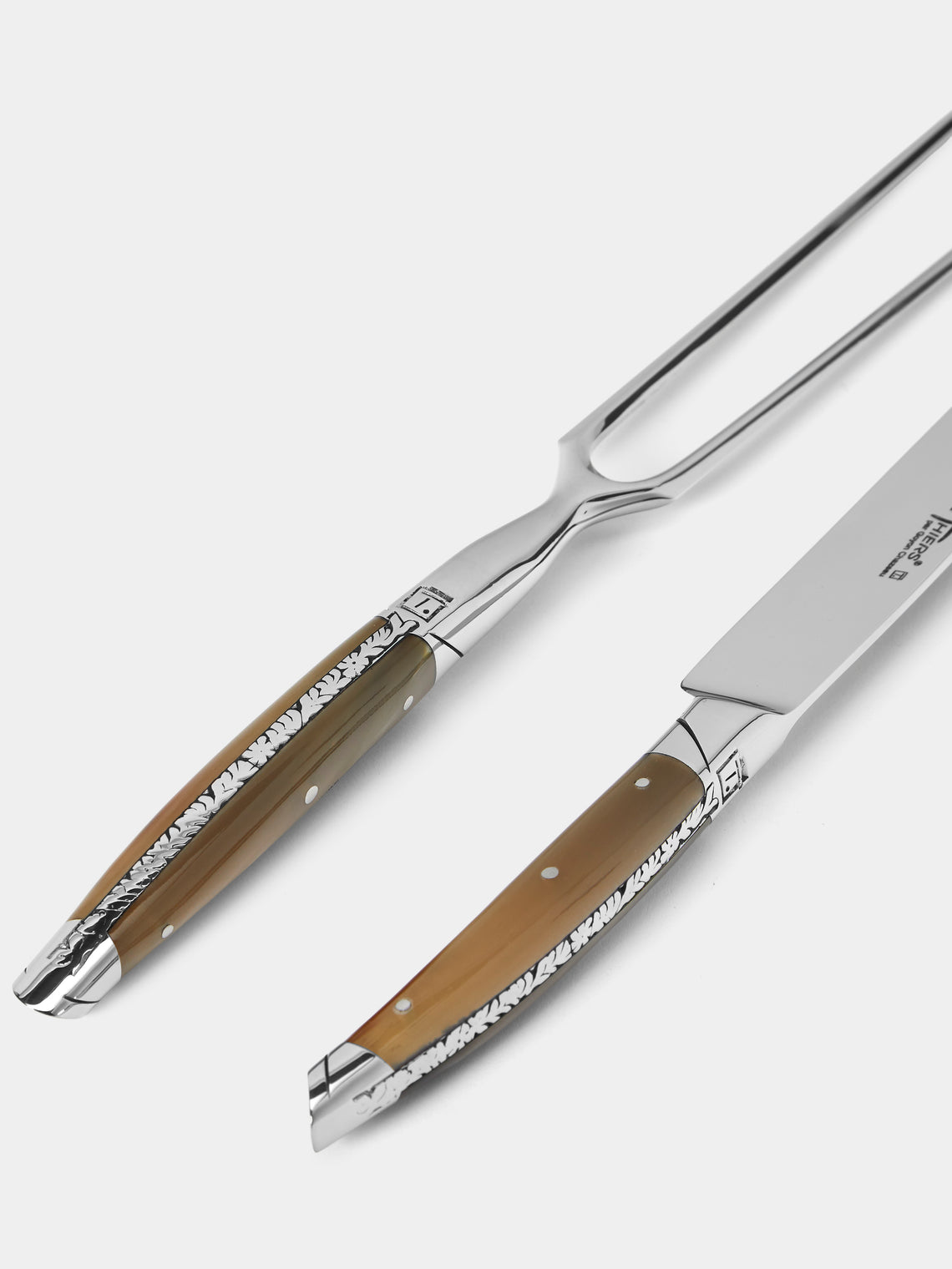 Goyon-Chazeau - Le Thiers Prestige Flammée Blonde Horn Carving Utensils (Set of 2) - Brown - ABASK