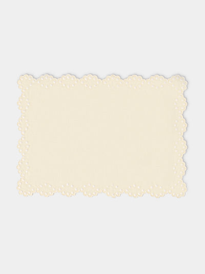 Los Encajeros - Bodoques Embroidered Linen Placemats (Set of 4) - Ivory - ABASK - 