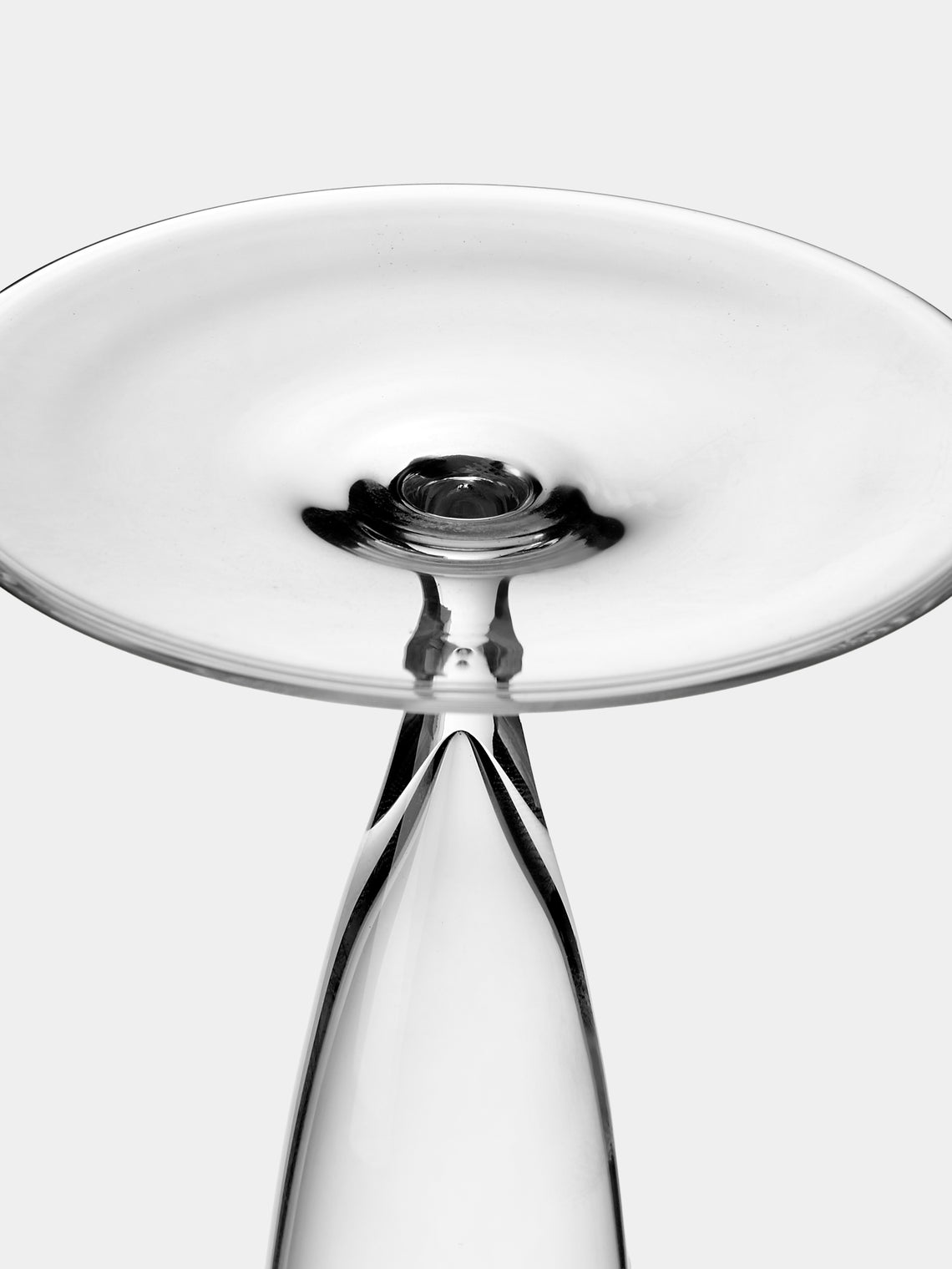 Lobmeyr - BV39 III Crystal Bud Vase (8in/20cm) - Clear - ABASK