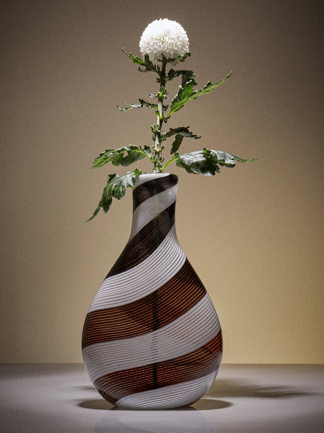 Antique and Vintage - 1950s Dino Martens Bianca Nera Vase (12.5in/32cm) - Red - ABASK