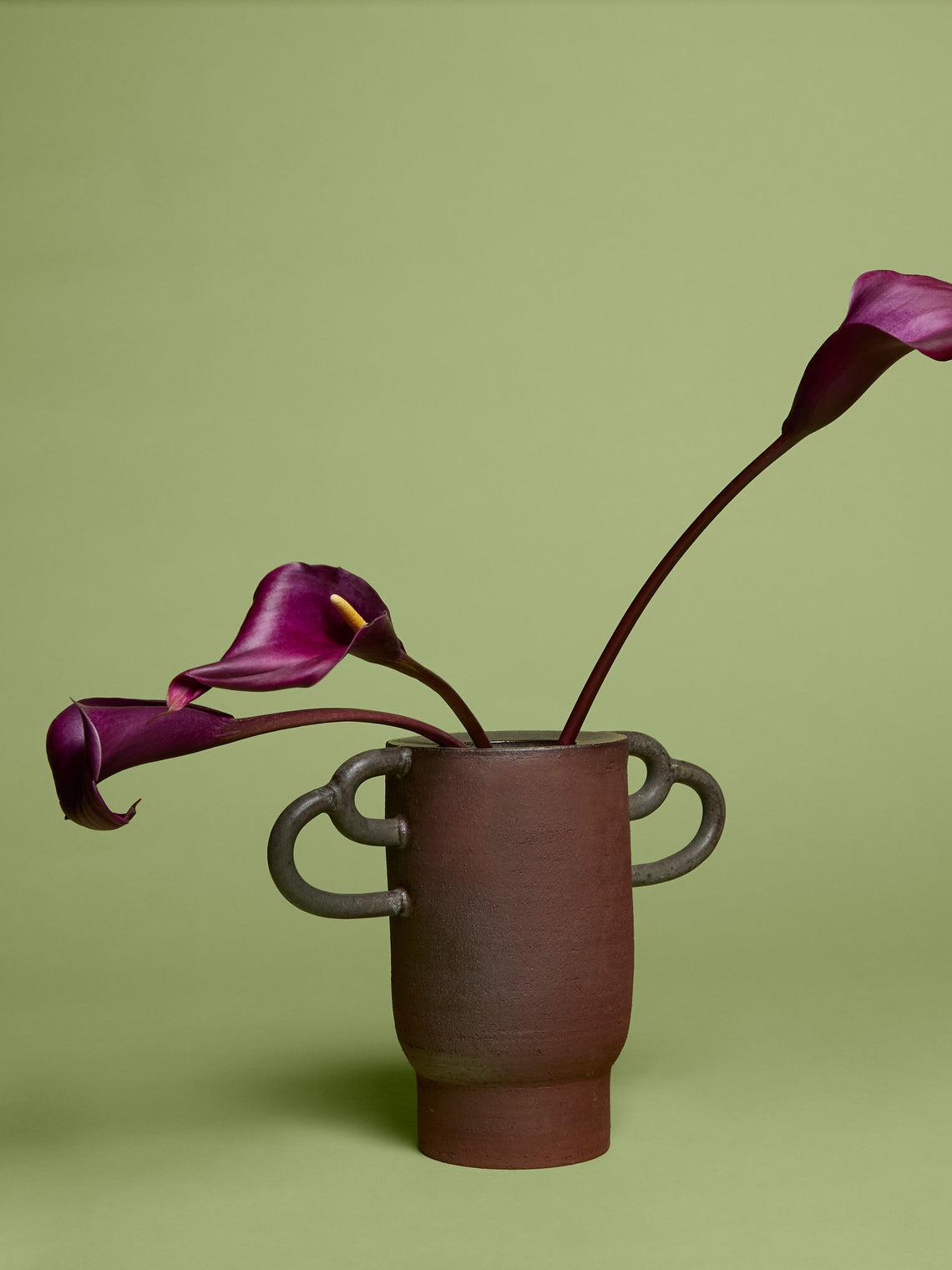 Andrea Tsang - Vessel 007 Stoneware Vase (9.5in/24cm) - Brown - ABASK