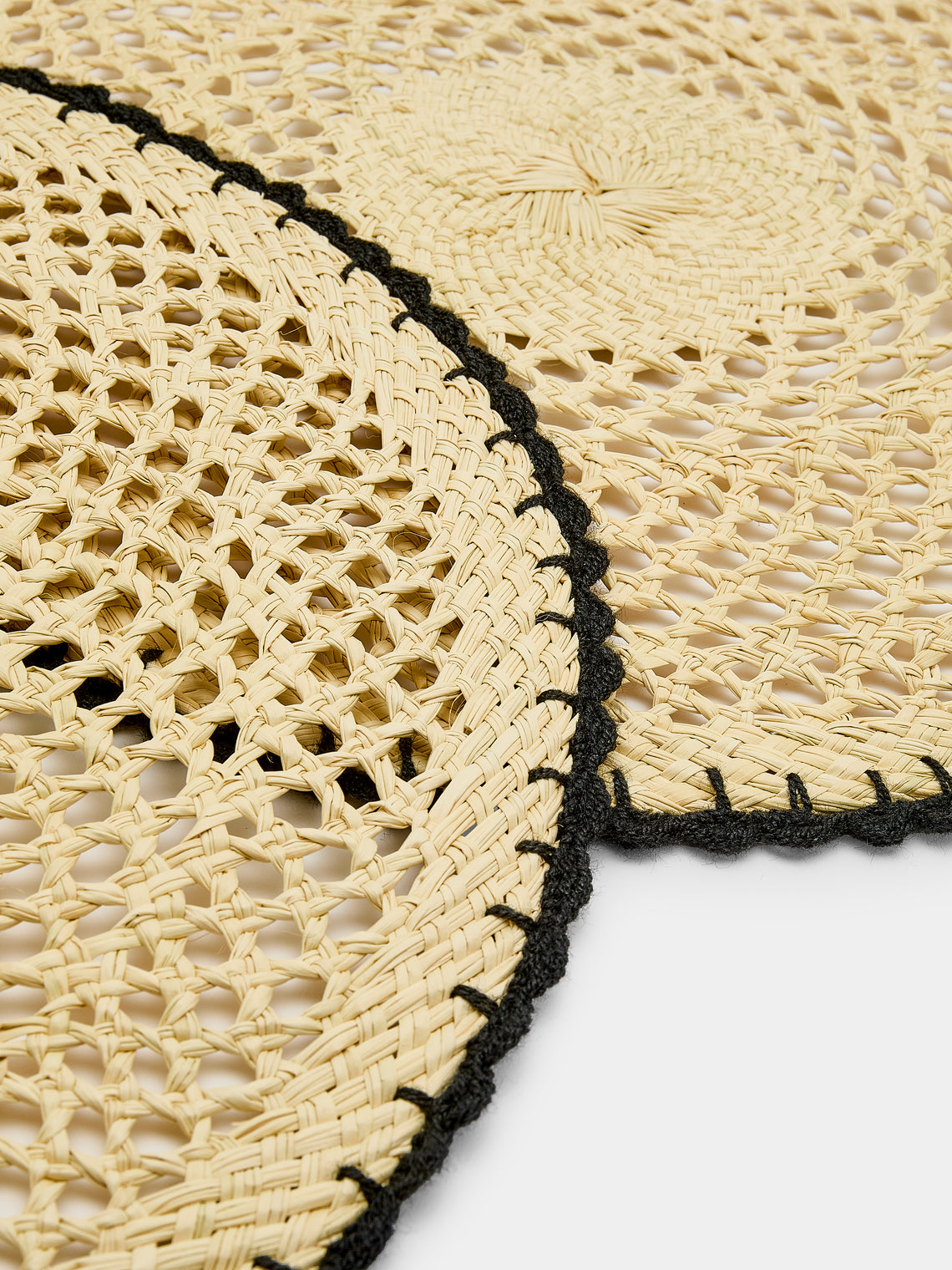 CasaLatina - Crochet Handwoven Werregue Palm Placements (Set of 4) - Tan - ABASK