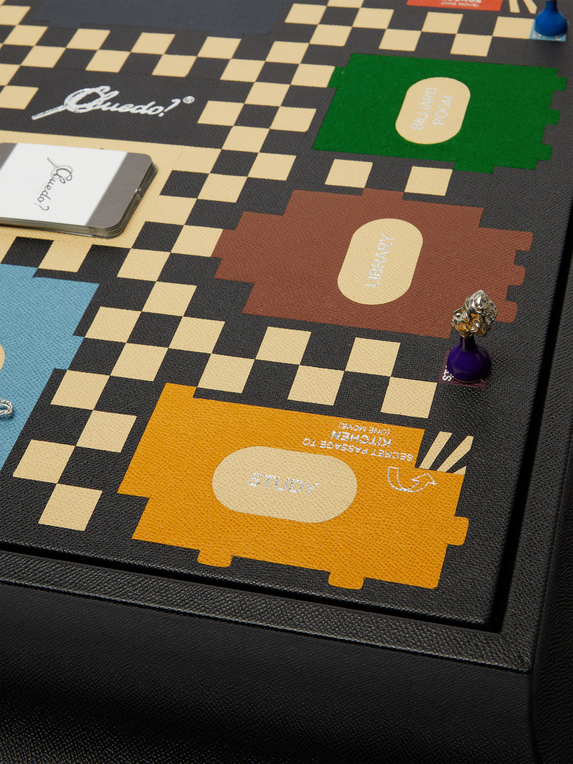 Geoffrey Parker - Leather Cluedo Set -  - ABASK