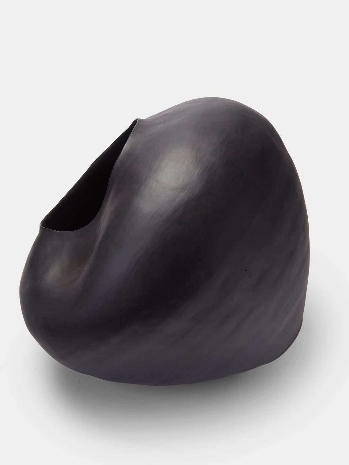 Sara Bergami - Hand-Formed Stoneware Vase - Black - ABASK