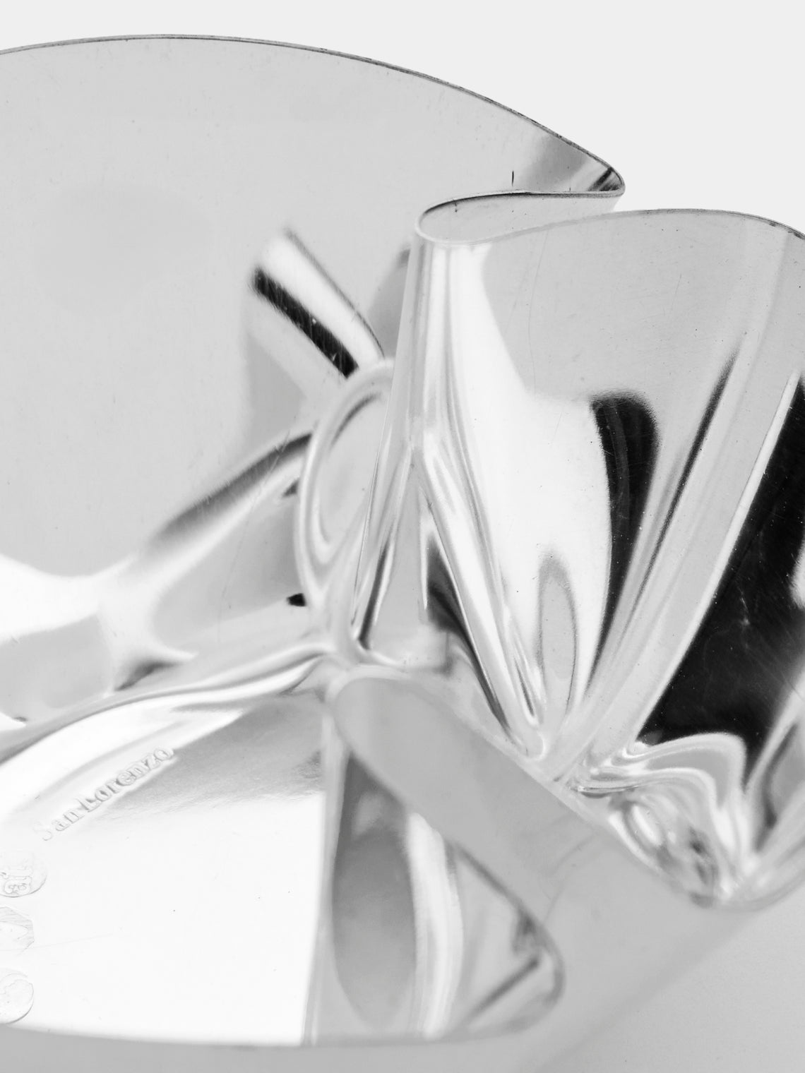 San Lorenzo - 1993 Afra and Tobia Scarpa Cartoccio Pure Silver Bowl (2.5in/6cm) - Silver - ABASK
