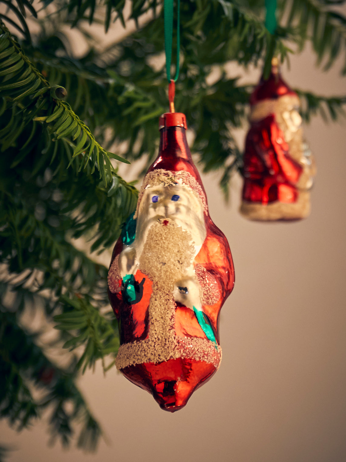 Antique and Vintage - Early-20th-Century Father Christmas Glass Baubles (Set of 6) - Red - ABASK