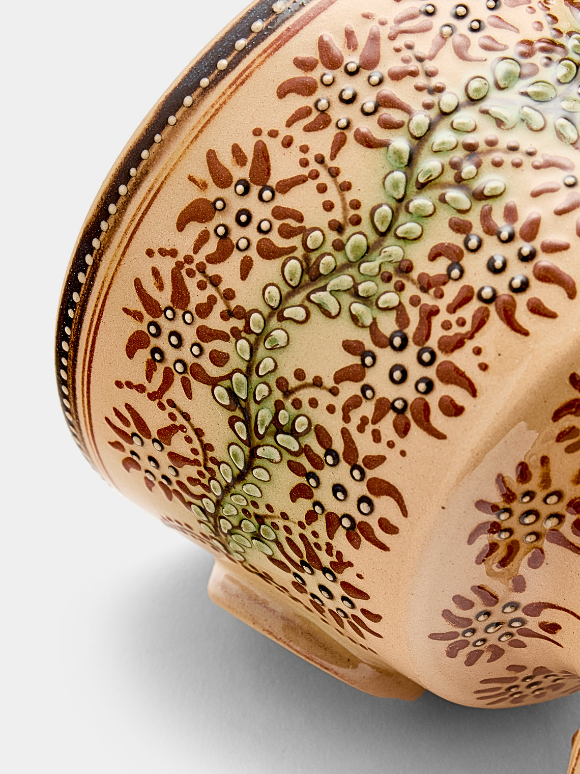 Poterie d’Évires - Flowers Hand-Painted Ceramic Small Raised Bowl - Cream - ABASK