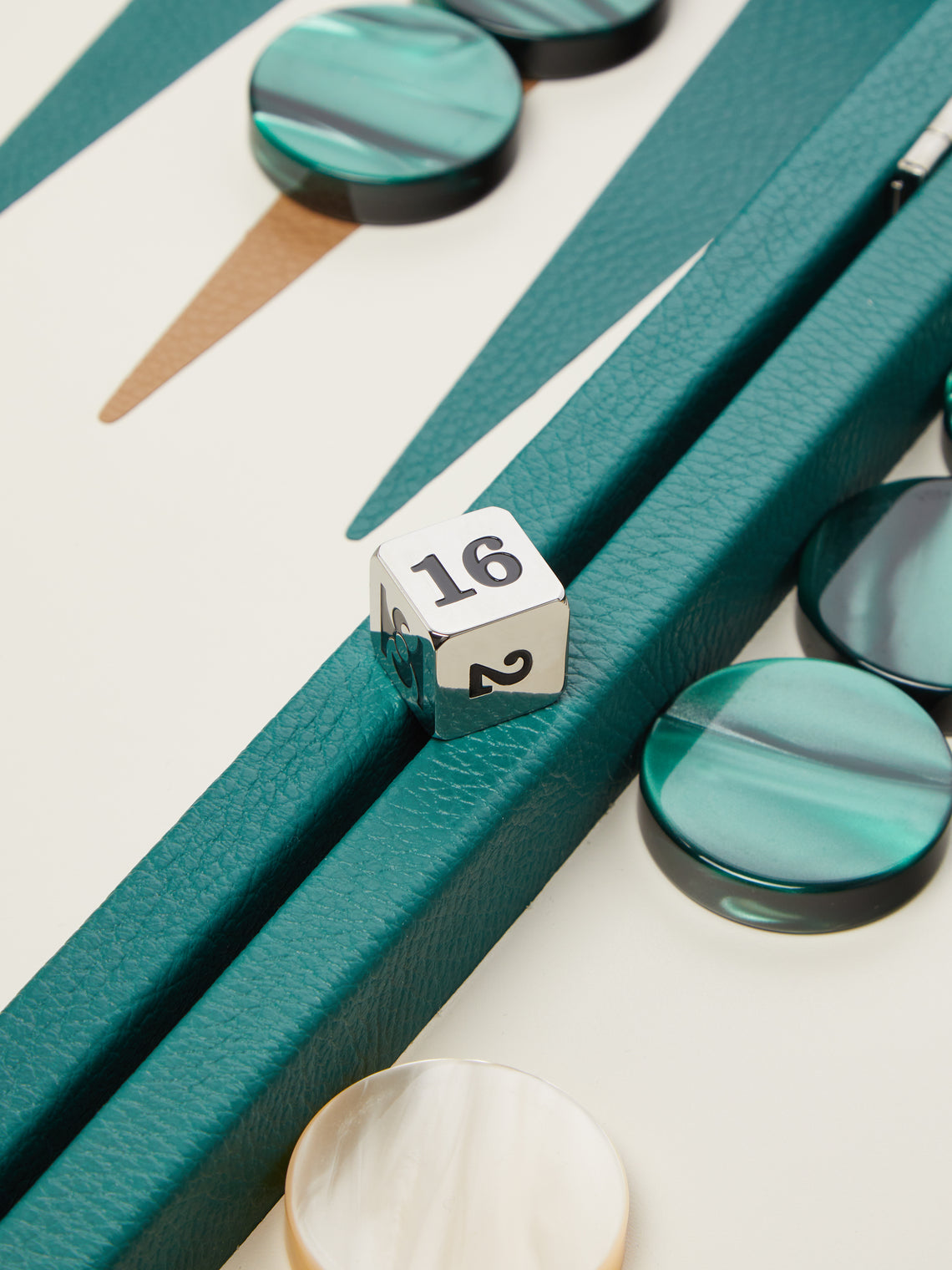 Hector Saxe - Large Leather Backgammon Set -  - ABASK