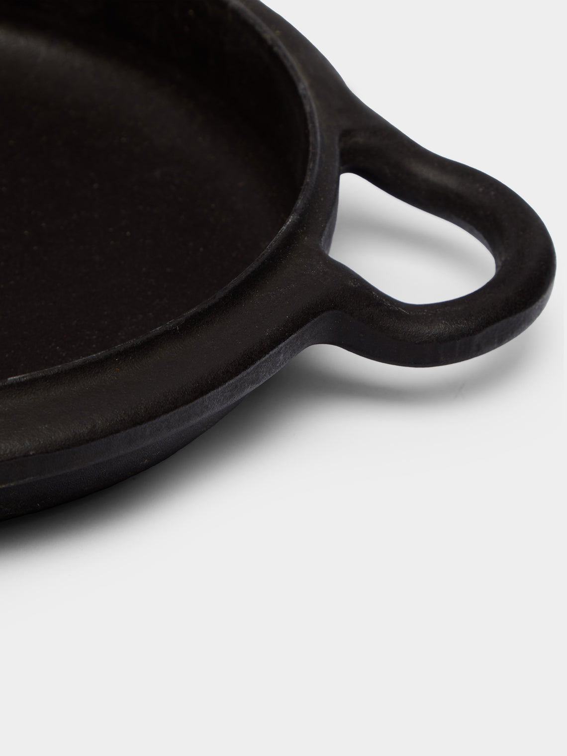 Antique and Vintage - Mid-Century Carl Auböck for Ostovics Culinar Cast Iron Small Shallow Pan -  - ABASK
