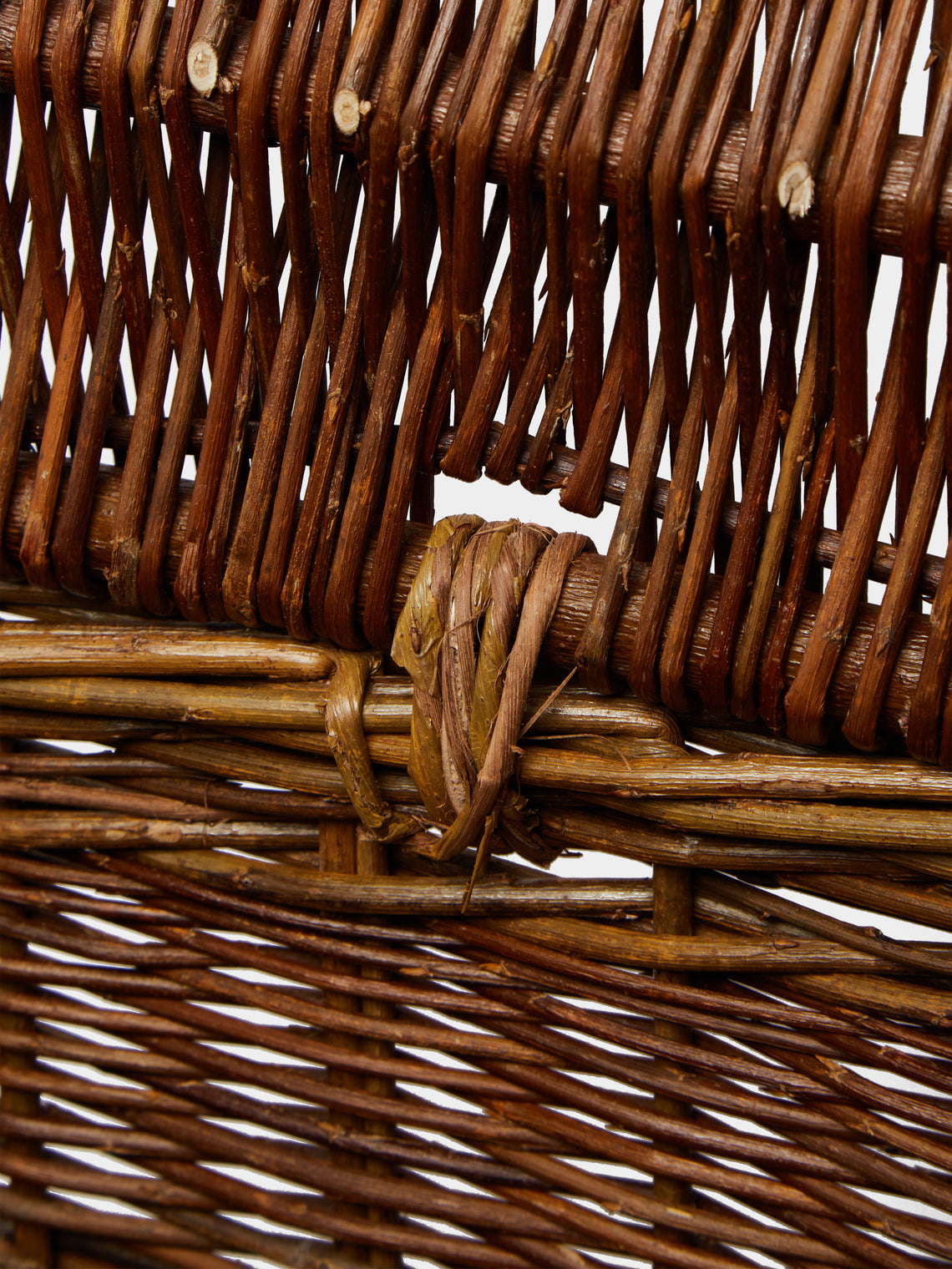 Sussex Willow Baskets - Handwoven Willow Picnic Basket -  - ABASK
