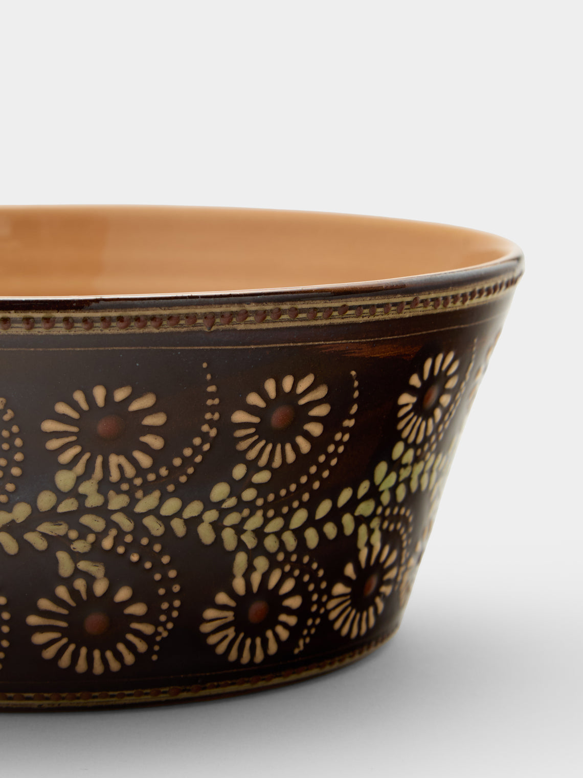 Poterie d’Évires - Flowers Hand-Painted Ceramic Large Handled Serving Bowl - Dark brown - ABASK
