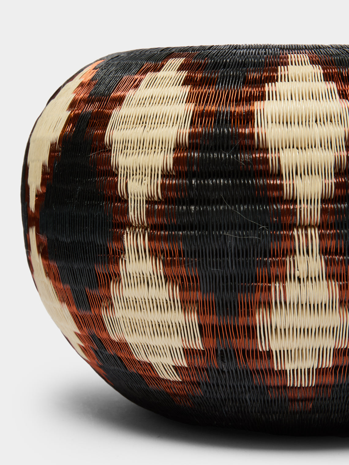 CasaLatina - Gotas Handwoven Werregue Palm Basket -  - ABASK