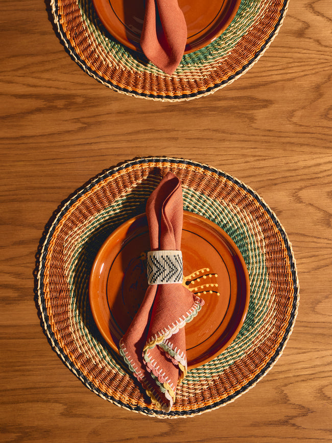 Baba Tree - Handwoven Elephant Glass Placemats (Set of 4) - Multiple - ABASK