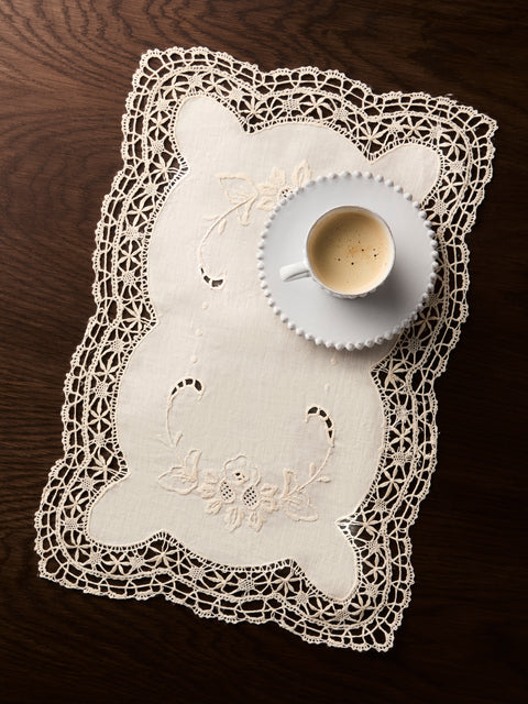 Rolane du Dreuih Creations - Lacework Linen Small Oblong Placemats (Set of 4) - Cream - ABASK
