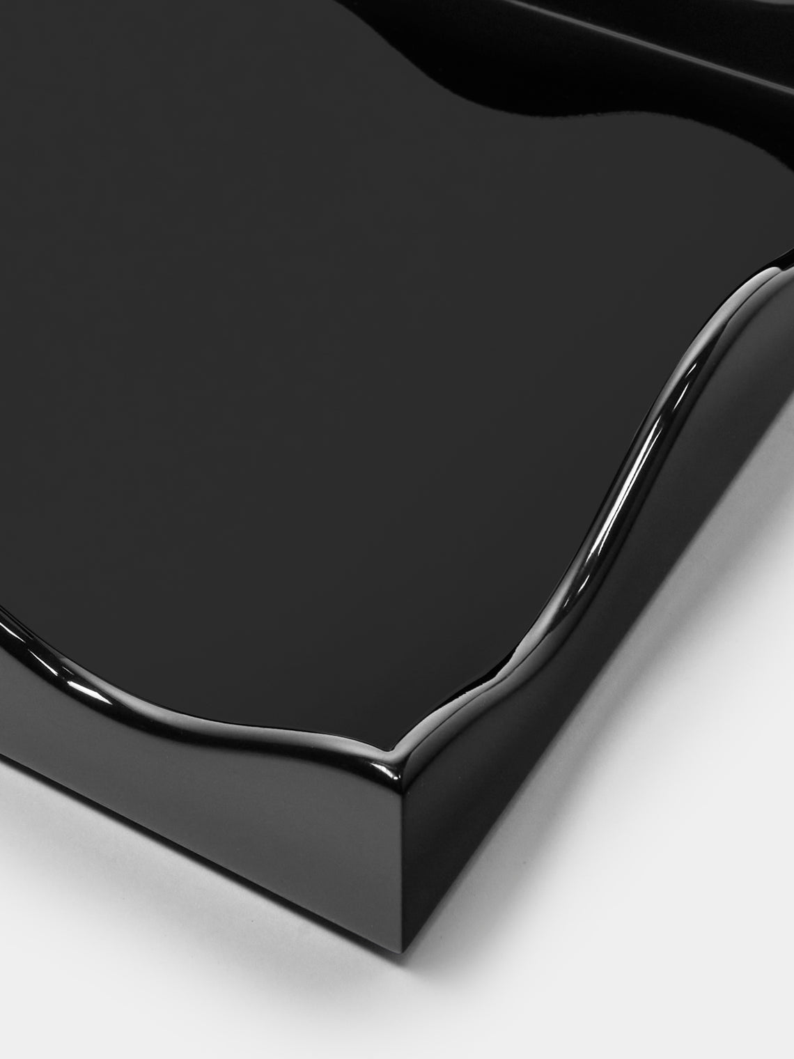 The Lacquer Company - Belle Rives Lacquered Small Tray - Black - ABASK