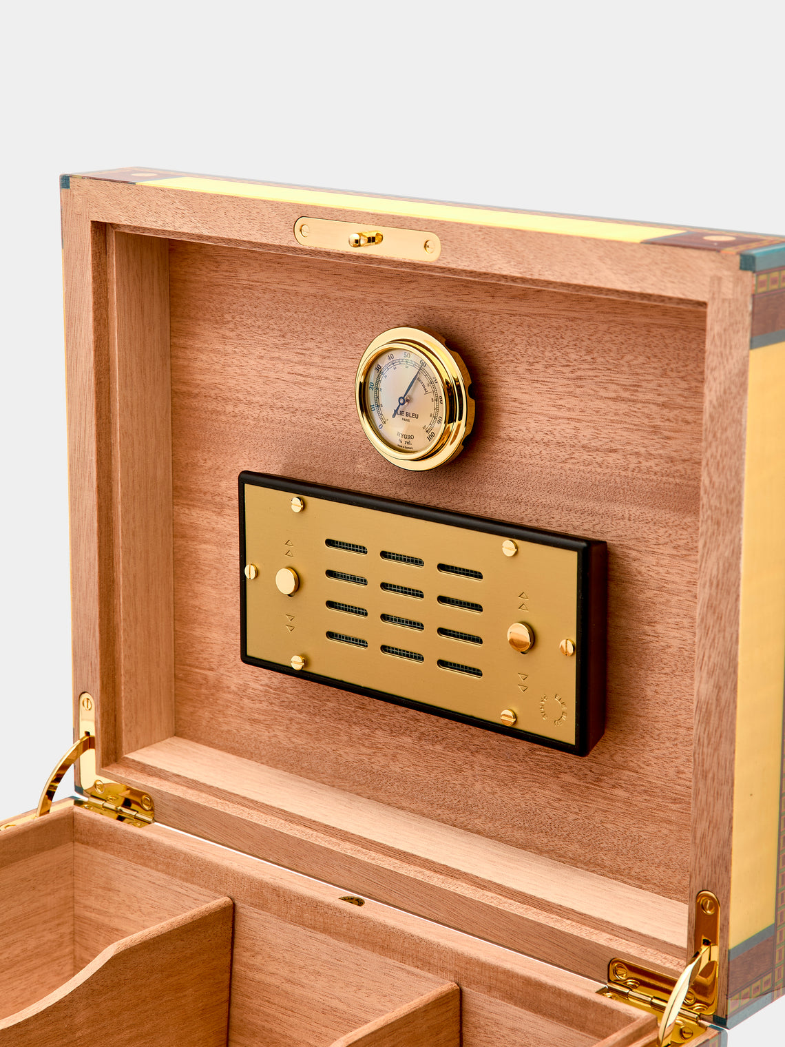 Elie Bleu - Flor de Alba Sycamore Humidor Case (75 Cigars) -  - ABASK