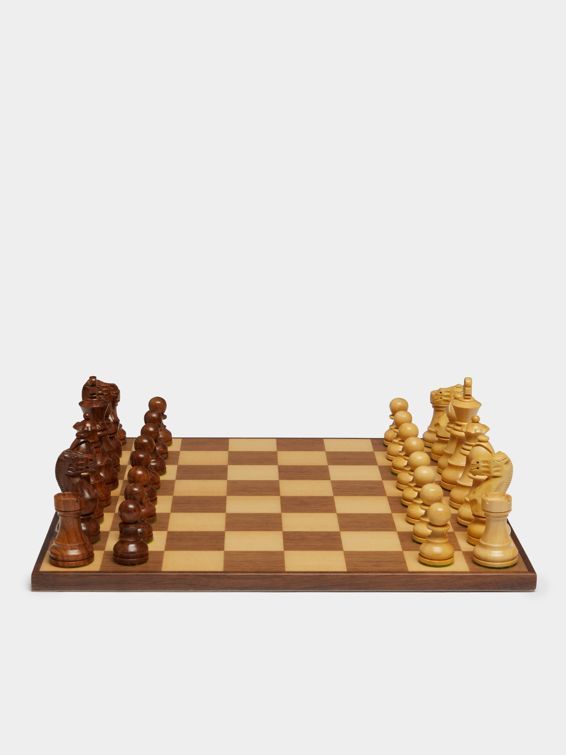 Agresti - Walnut Backgammon, Checkers, Chess, Dominoes and Roulette Compendium -  - ABASK