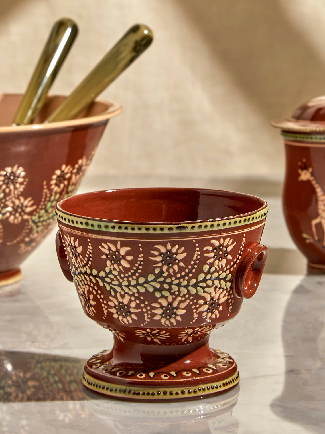 Poterie d’Évires - Flowers Hand-Painted Ceramic Small Raised Bowl - Light brown - ABASK