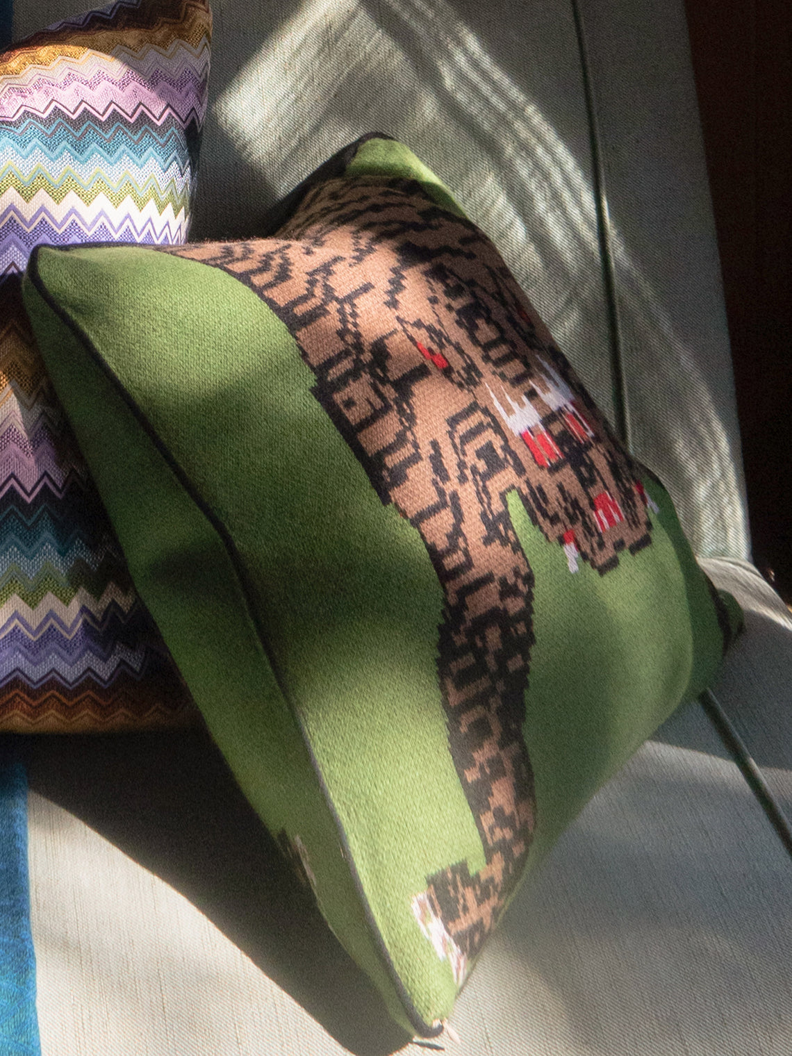 Tiger Cashmere Cushion (71in/1.8m)